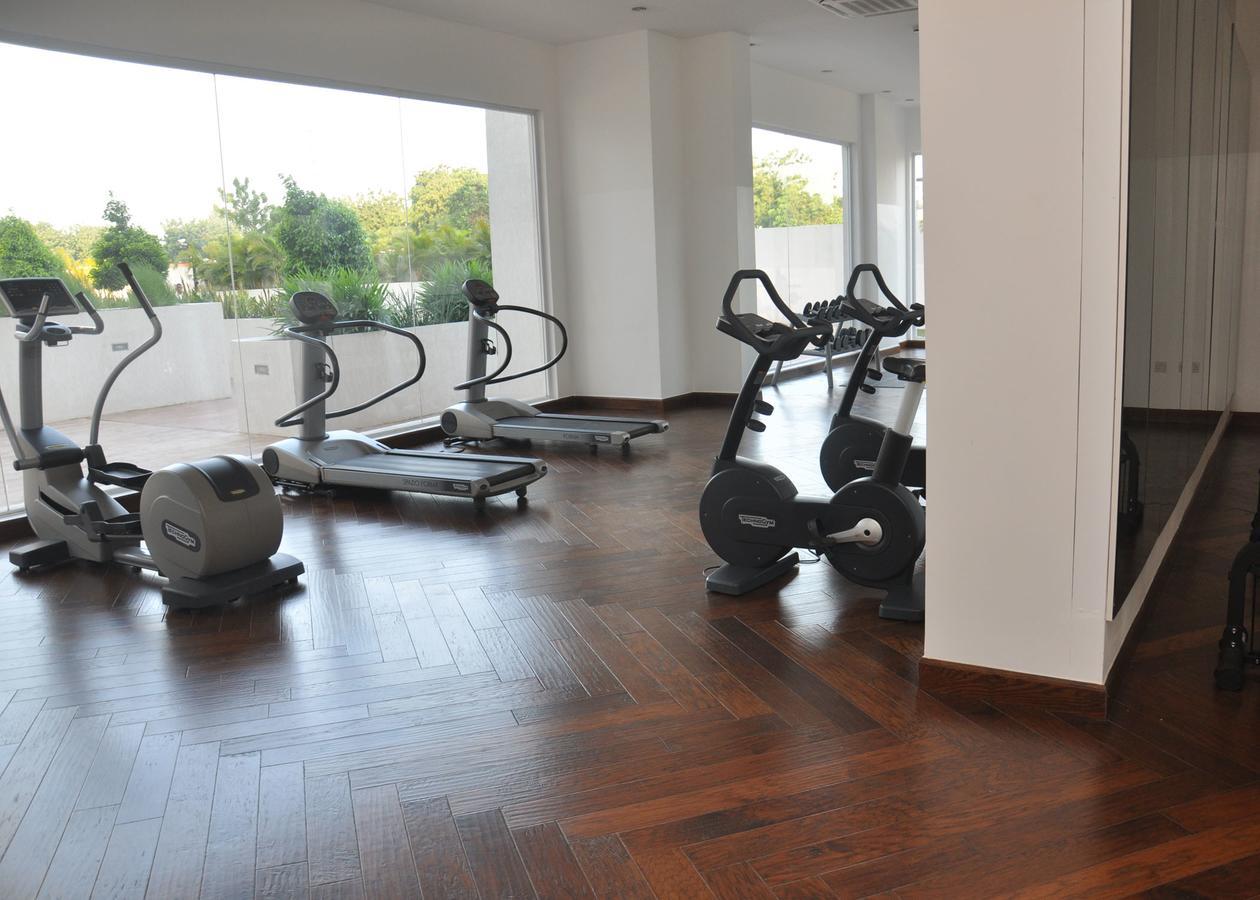 The Gallery Premier Suites Аккра Экстерьер фото