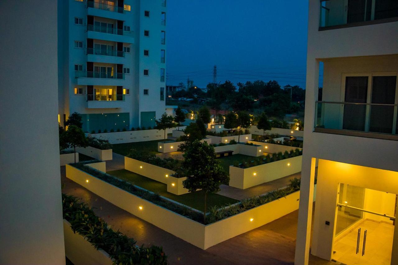 The Gallery Premier Suites Аккра Экстерьер фото