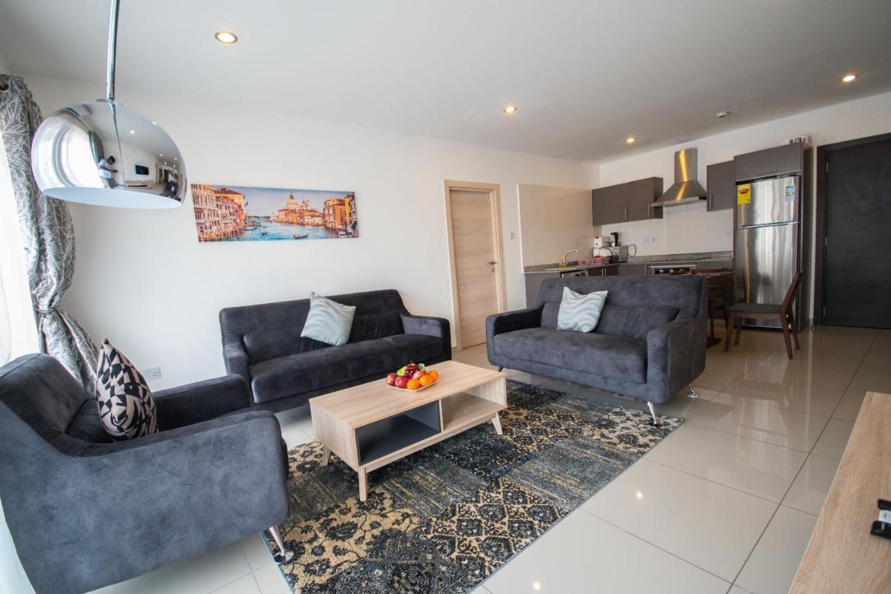 The Gallery Premier Suites Аккра Экстерьер фото